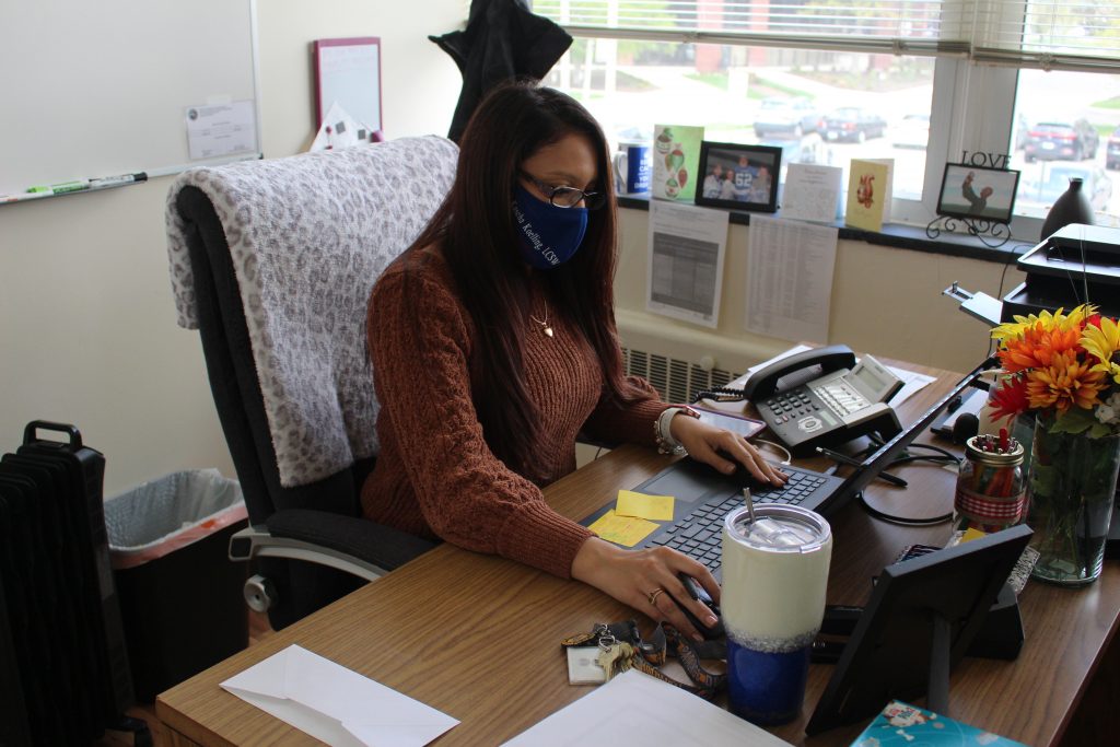Kascha working at desk